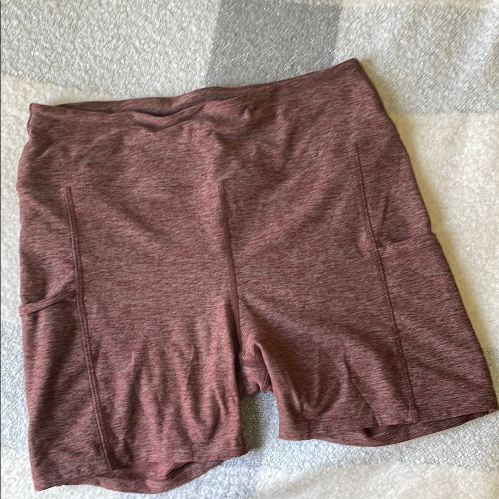 Year of Ours Set- Football Bra & Biker Shorts - Picture 2 of 11